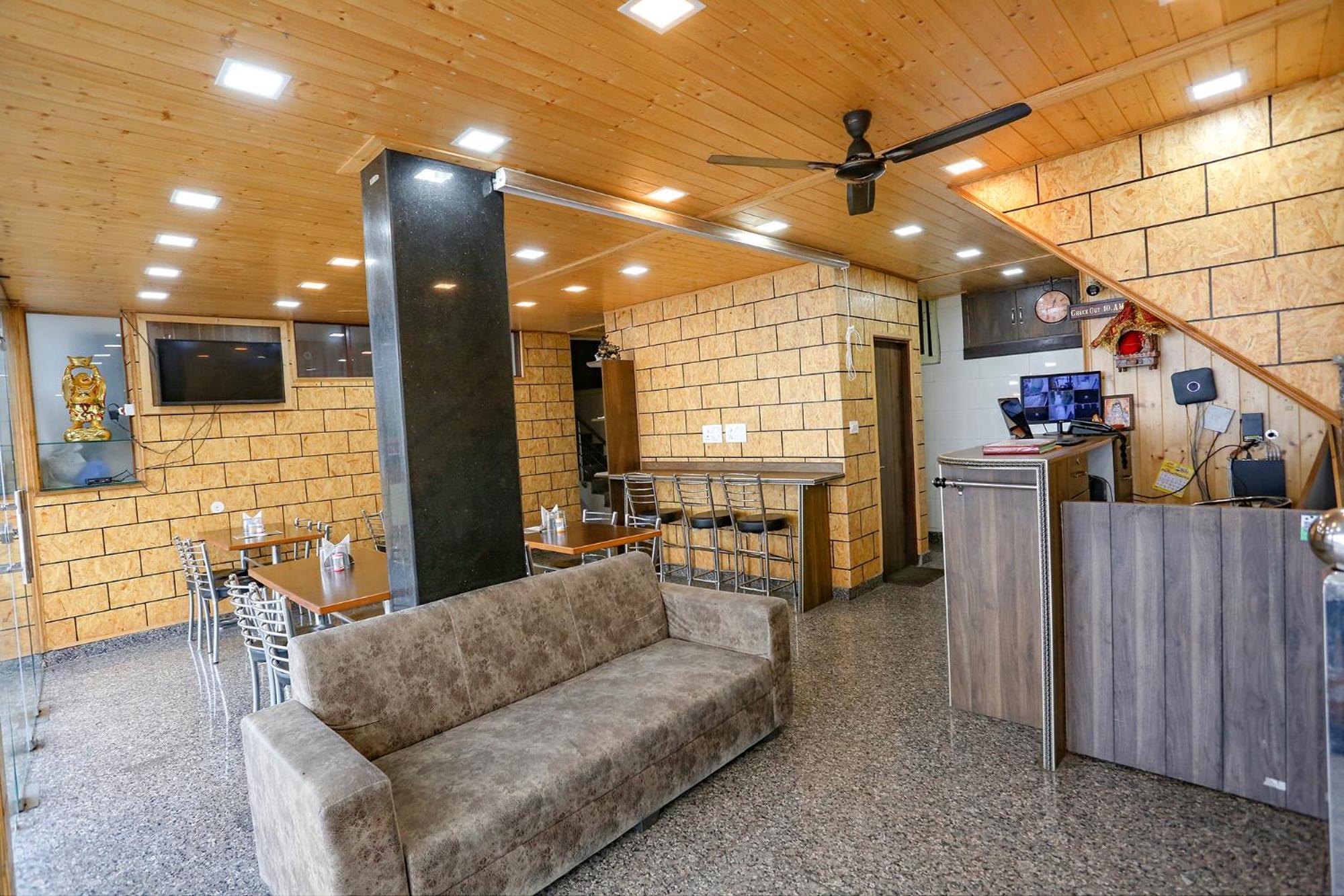 Fabhotel Maya Массури Экстерьер фото