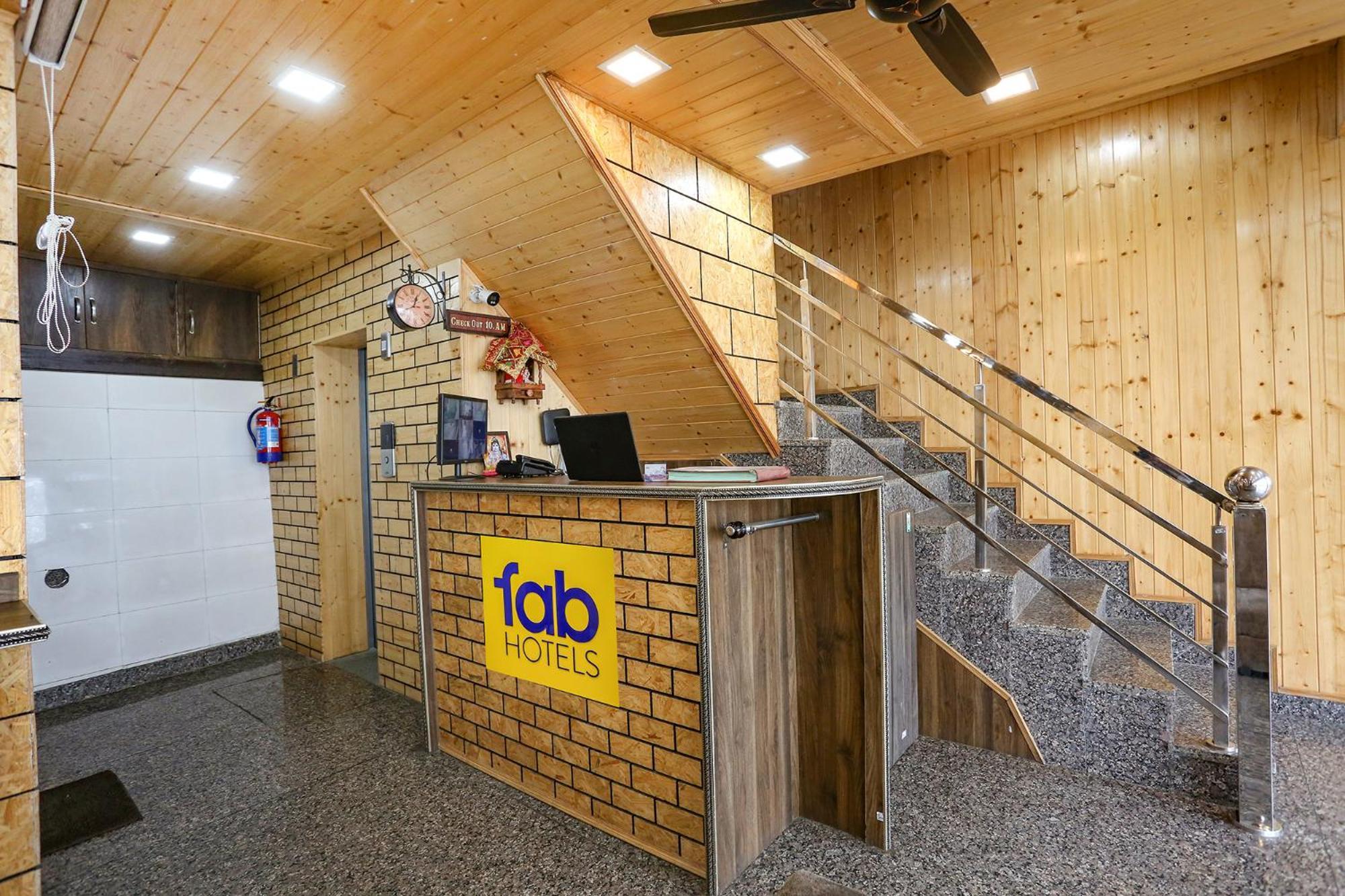 Fabhotel Maya Массури Экстерьер фото